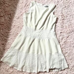 Delicate Lace Bridal Coquette Twee Whimsical Dress Womens 18 Feminine Whimsical